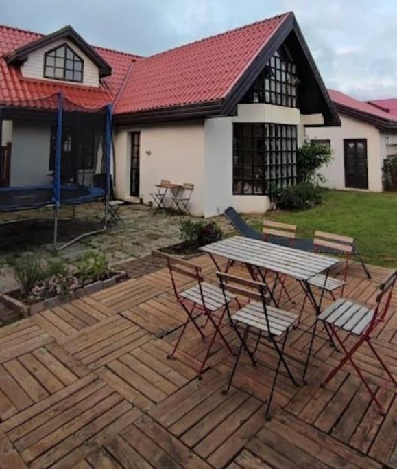 Icelandic Art Garden Villa W. Parking In Centre City Reikiavik Exterior foto